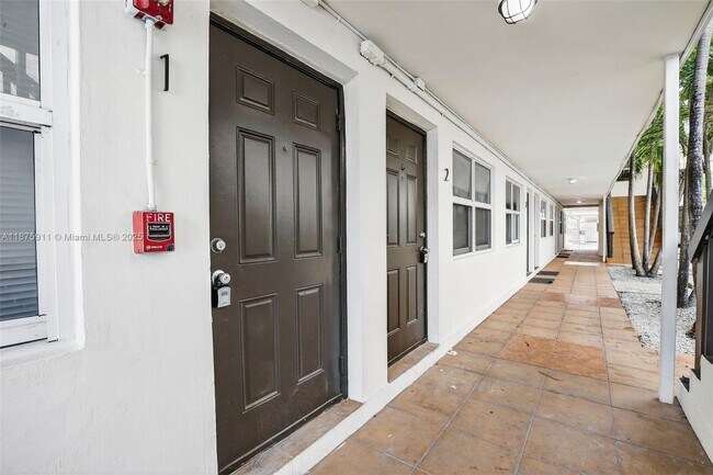Building Photo - 1740 Funston St