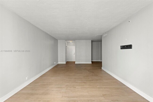 Building Photo - 3001 S Ocean Dr