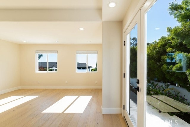 Building Photo - 2850 Zell Dr