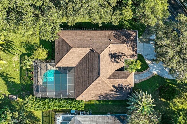 Building Photo - 7500 Woodland Bend Cir