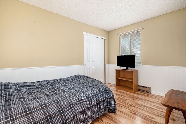 Building Photo - 12773 N Tenderfoot Trail