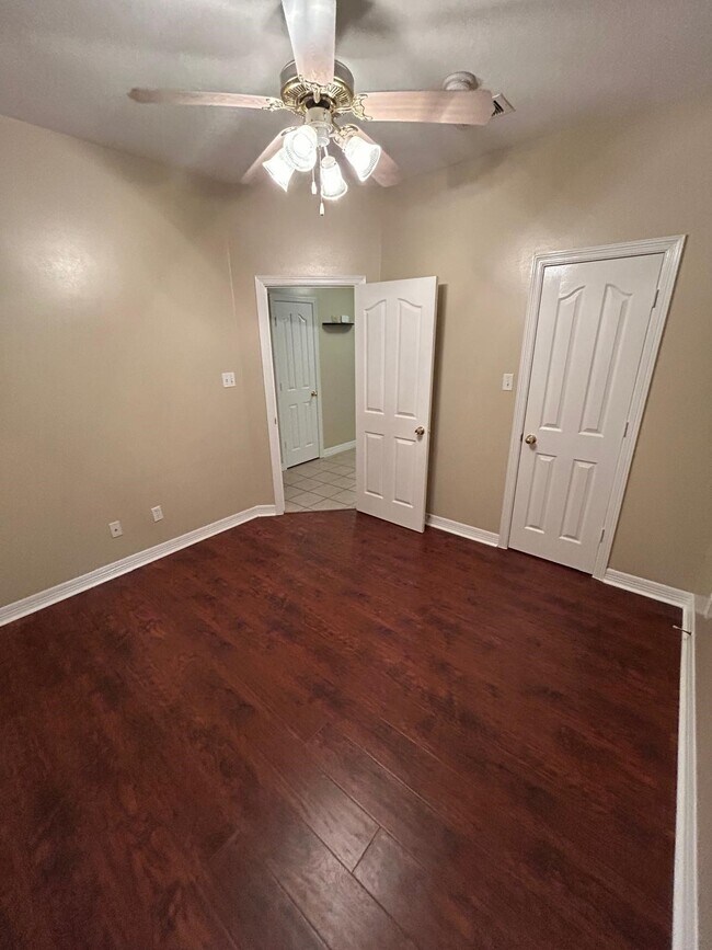 Building Photo - 3702 Mystic Cir