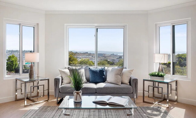 Building Photo - Discover the charm of this beautifully upd...