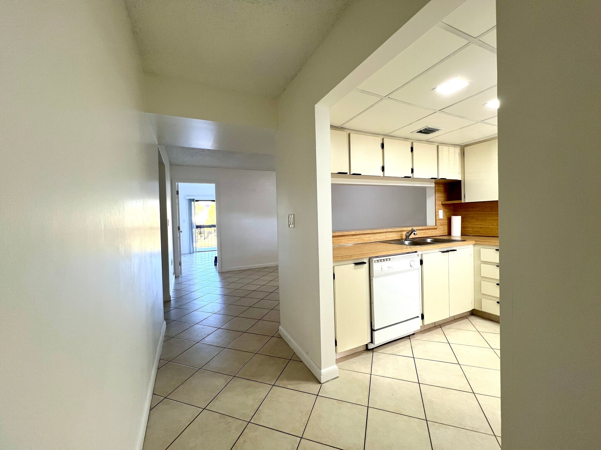 Building Photo - 10315 NW 9th Street Cir