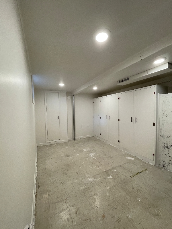 Building Photo - 278 E 1300 S