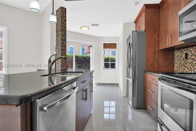 Building Photo - 14245 SW 57th Ln