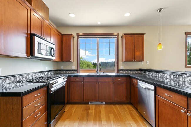 Building Photo - 19439 1st Ave S