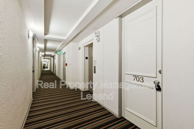 Building Photo - 3883 Turtle Creek Blvd