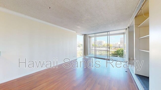 Building Photo - 1617 Ke’eaumoku St
