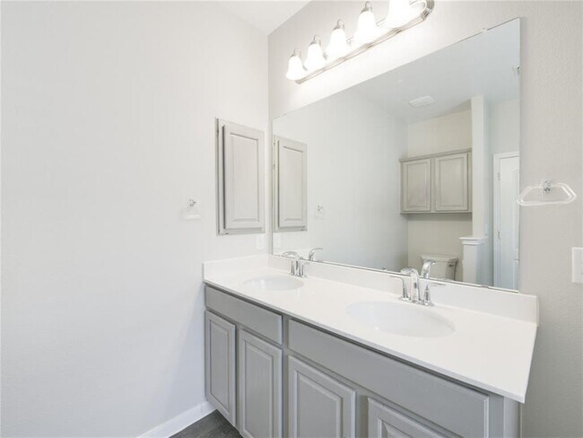 Building Photo - 12112 Timber Arch Ln