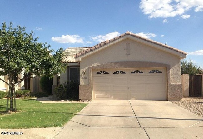 Primary Photo - 1415 W Musket Way