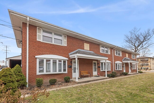 Building Photo - 509 Barnsdale Rd