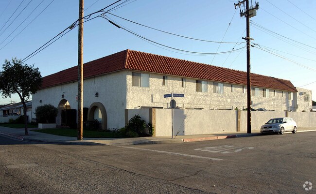 Primary Photo - 14022 Norwalk Blvd