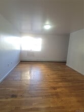 Building Photo - 2407 Barker Ave