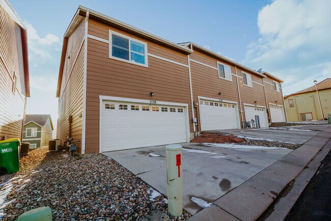 Building Photo - 2138 Phillips Alley