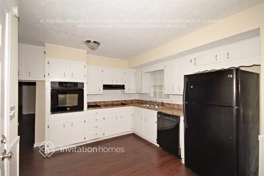 Building Photo - 396 Sancho Dr NW