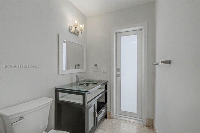 Building Photo - 15540 SW 82nd Ct
