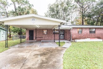 Building Photo - Charming & Move-In Ready 3-Bedroom Home wi...