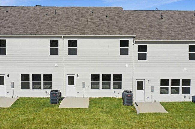 Building Photo - 3966 Oakwood Ter Ct