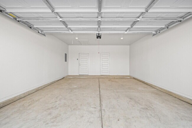 Building Photo - 1111 N 7th St