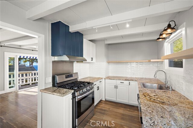 Building Photo - 226 Chiquita