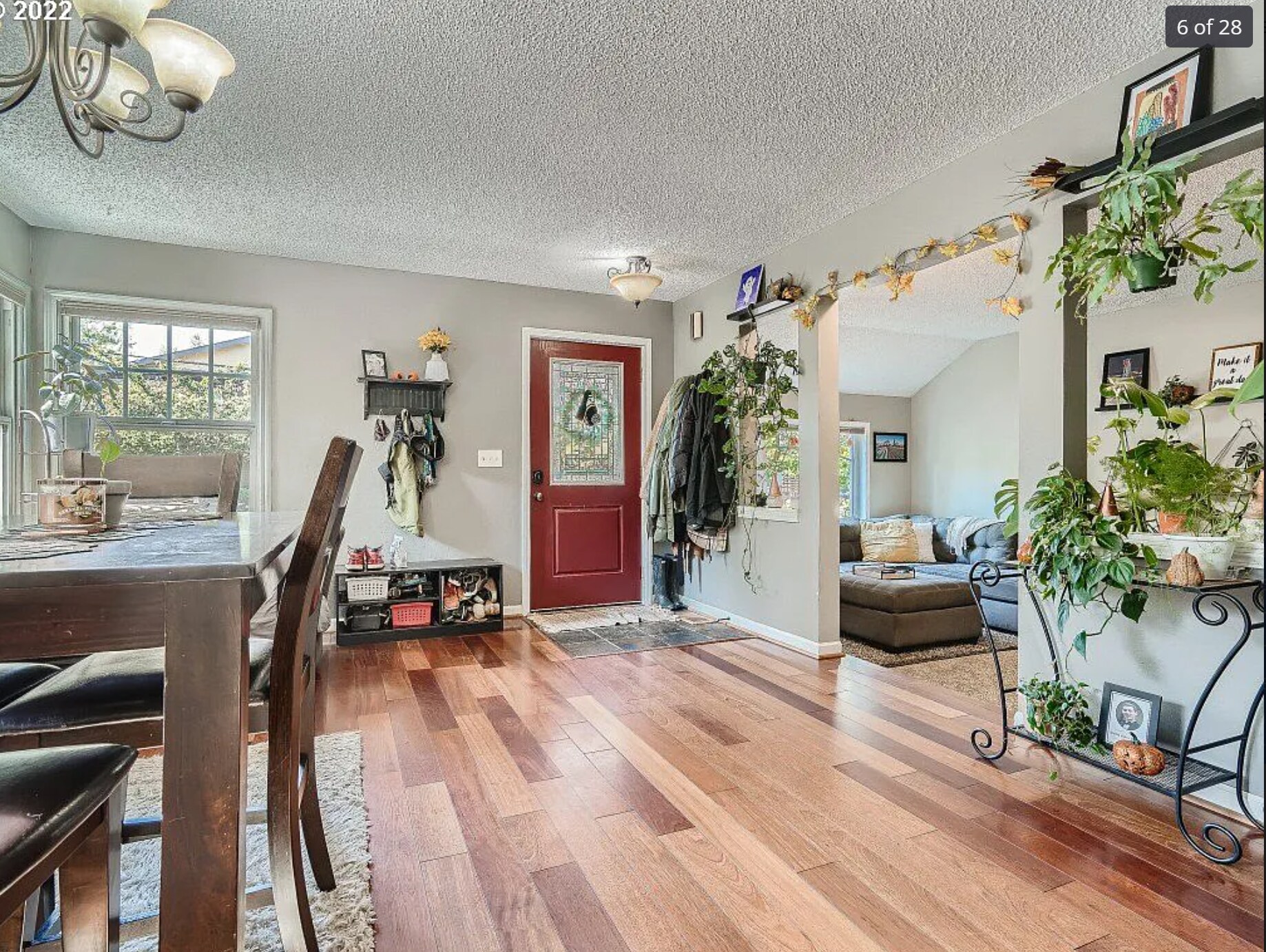 Dining room - 8504 N Foss Ave