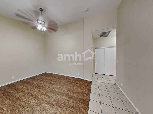 Building Photo - 8746 W Cherry Hills Dr