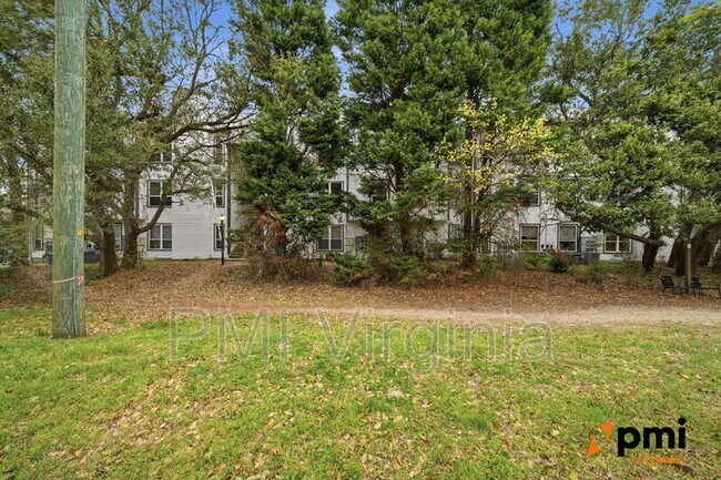 Building Photo - 3209 Jade Ct