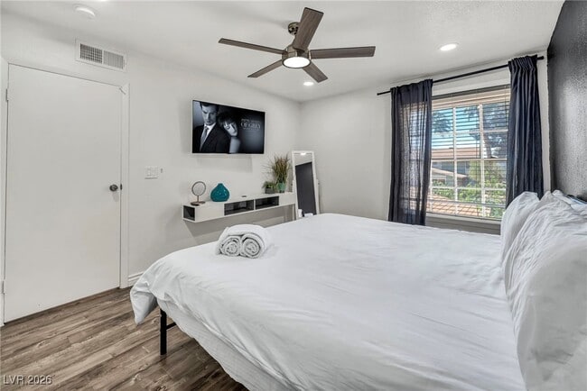 Building Photo - 1334 Dorothy Ave