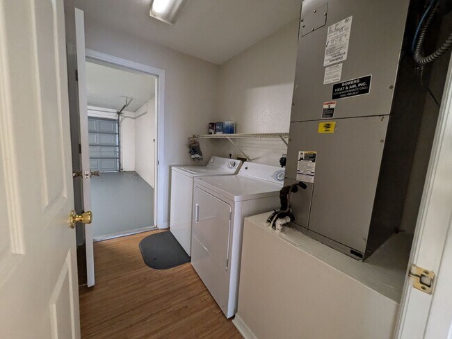 Building Photo - RAINBOW SPRINGS COUNTRY CLUB