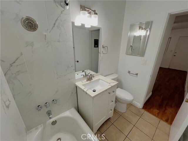 Building Photo - 12926 Doty Ave