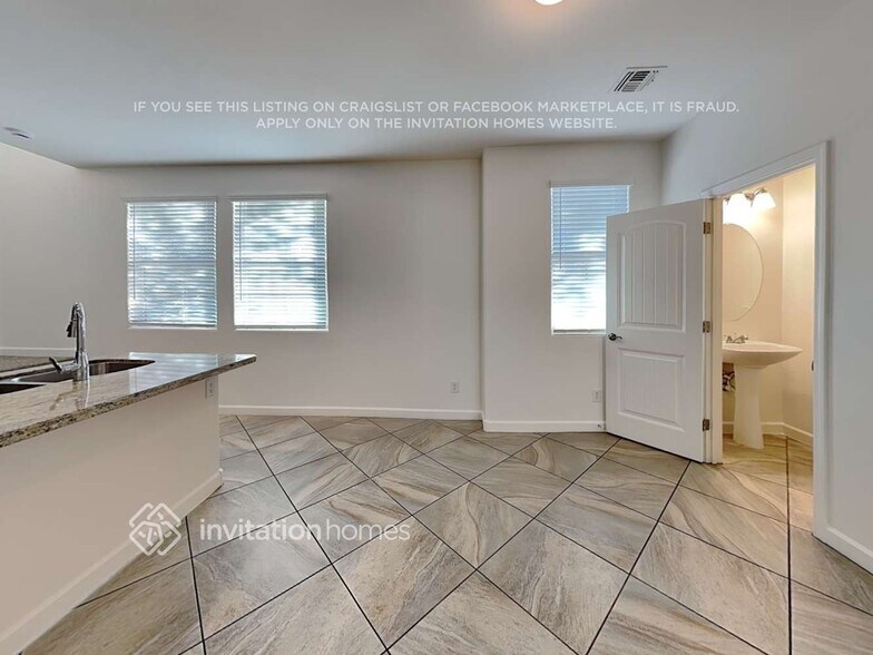 Building Photo - 3387 E Liberty Ln