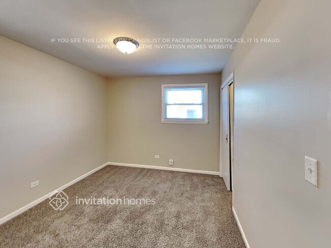 Building Photo - 1816 N 38th Ave