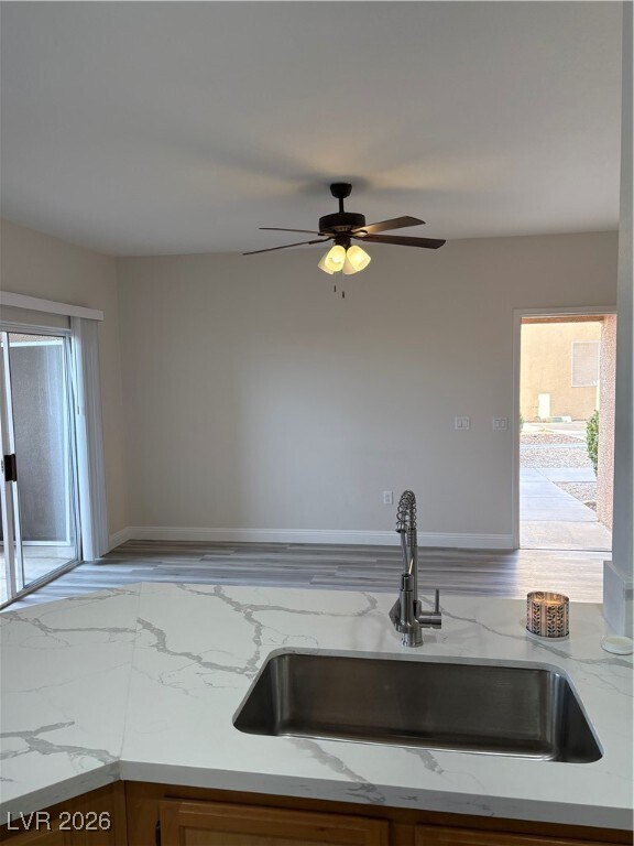 Building Photo - 1050 E Cactus Ave