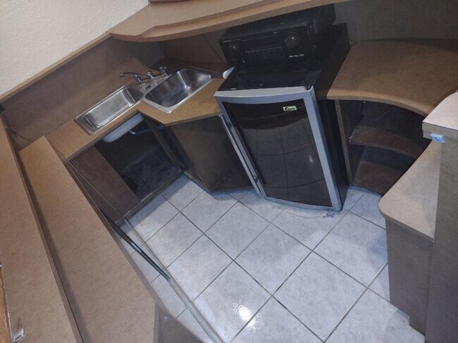 Building Photo - 7101 NW 97th Ave