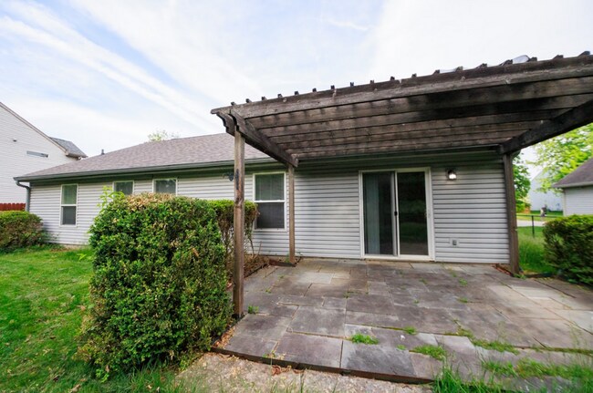 Building Photo - Updated Three Bedroom Single Family Home i...
