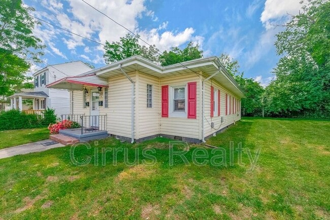 Primary Photo - 1224 32nd St