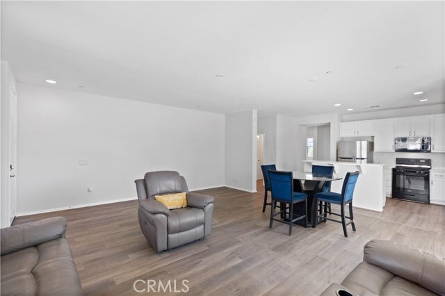 Building Photo - 10895 Sinclare Cir