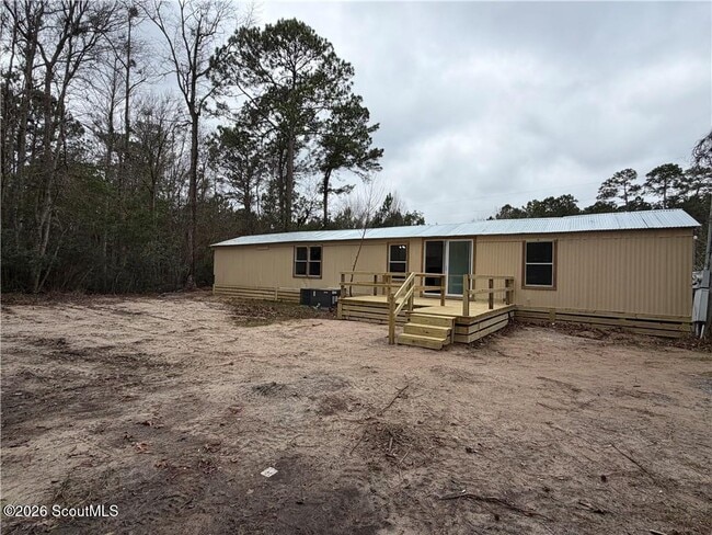 Building Photo - 1222 White Dr N E