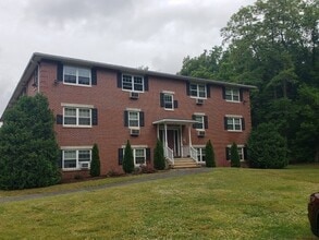 Building Photo - 135 Union St