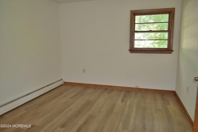 Building Photo - 1160 Deal Rd