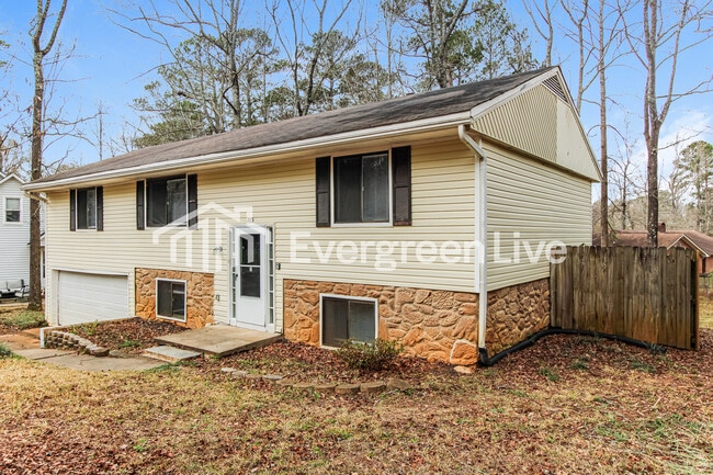 Building Photo - 209 Point S Ln