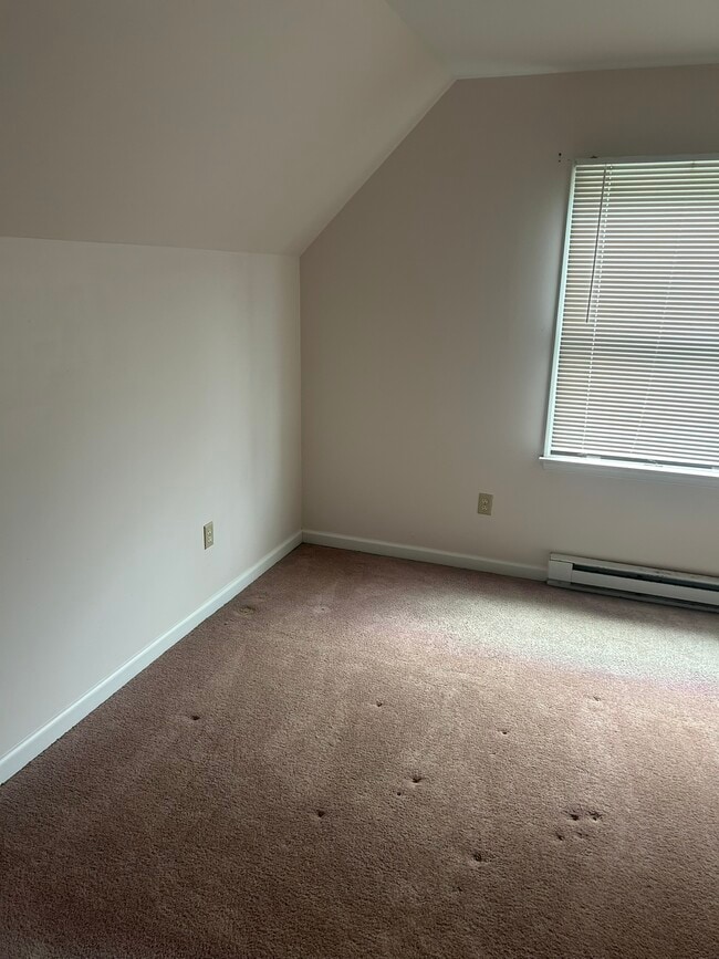 Building Photo - 8528 Newark Rd