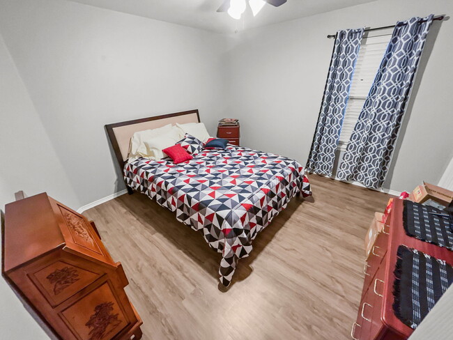 Building Photo - 16333 Cowboy Trail