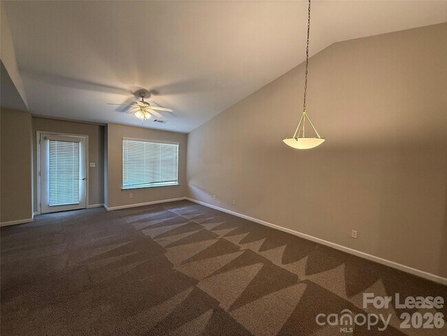 Building Photo - 7333 Michaels Landing Dr