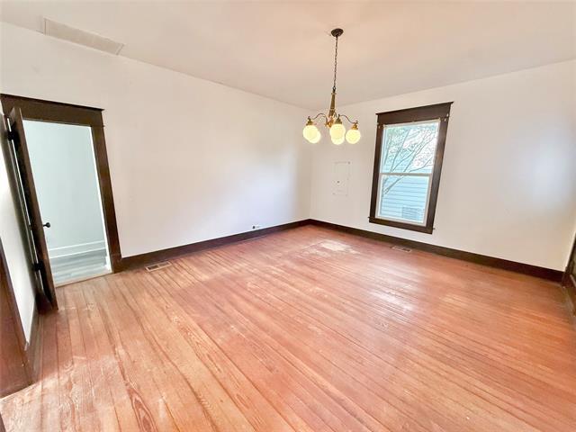 Building Photo - 517 W Hull St