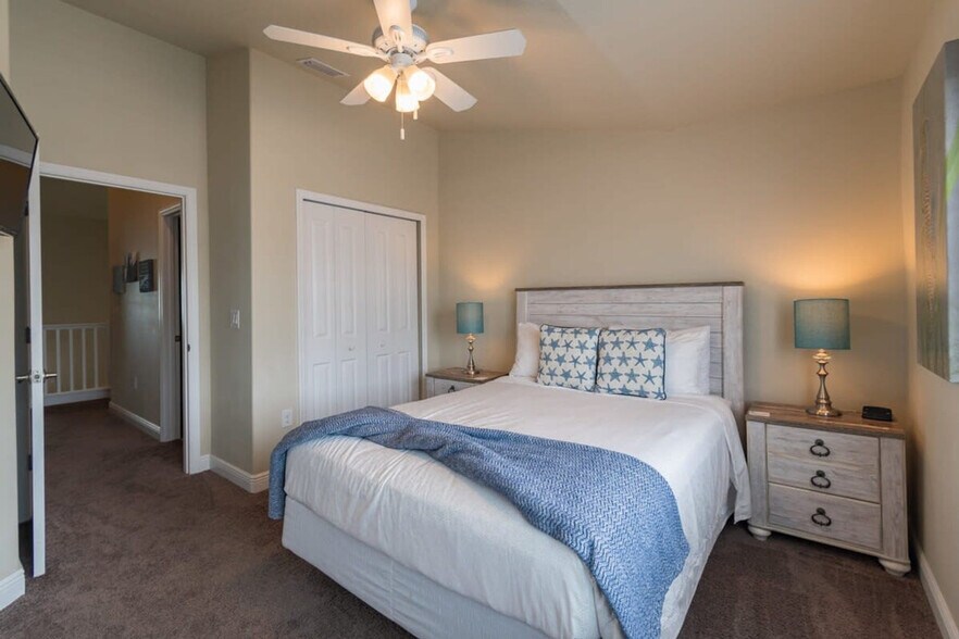 Building Photo - 202 Ivory Coral Ln