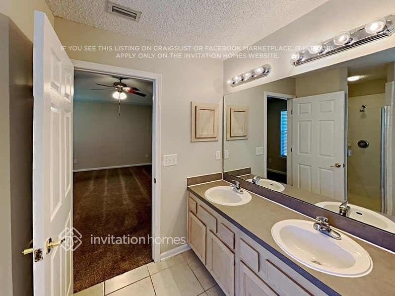 Building Photo - 3413 Brahma Bull Ct