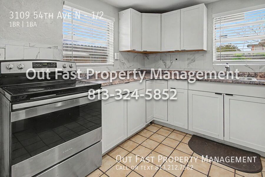 Building Photo - 3109 54th Ave N