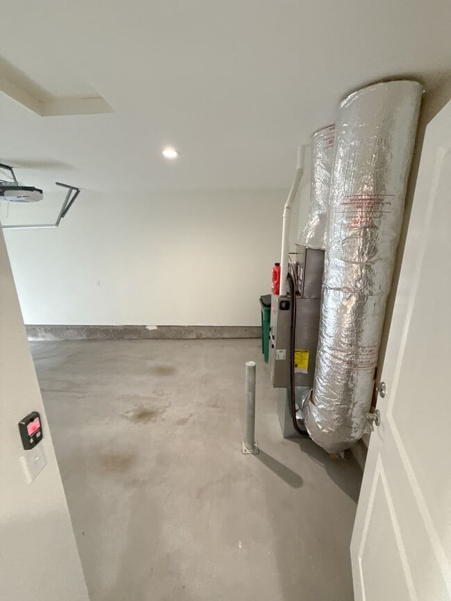 Building Photo - 4251-4253 Wyoming Street